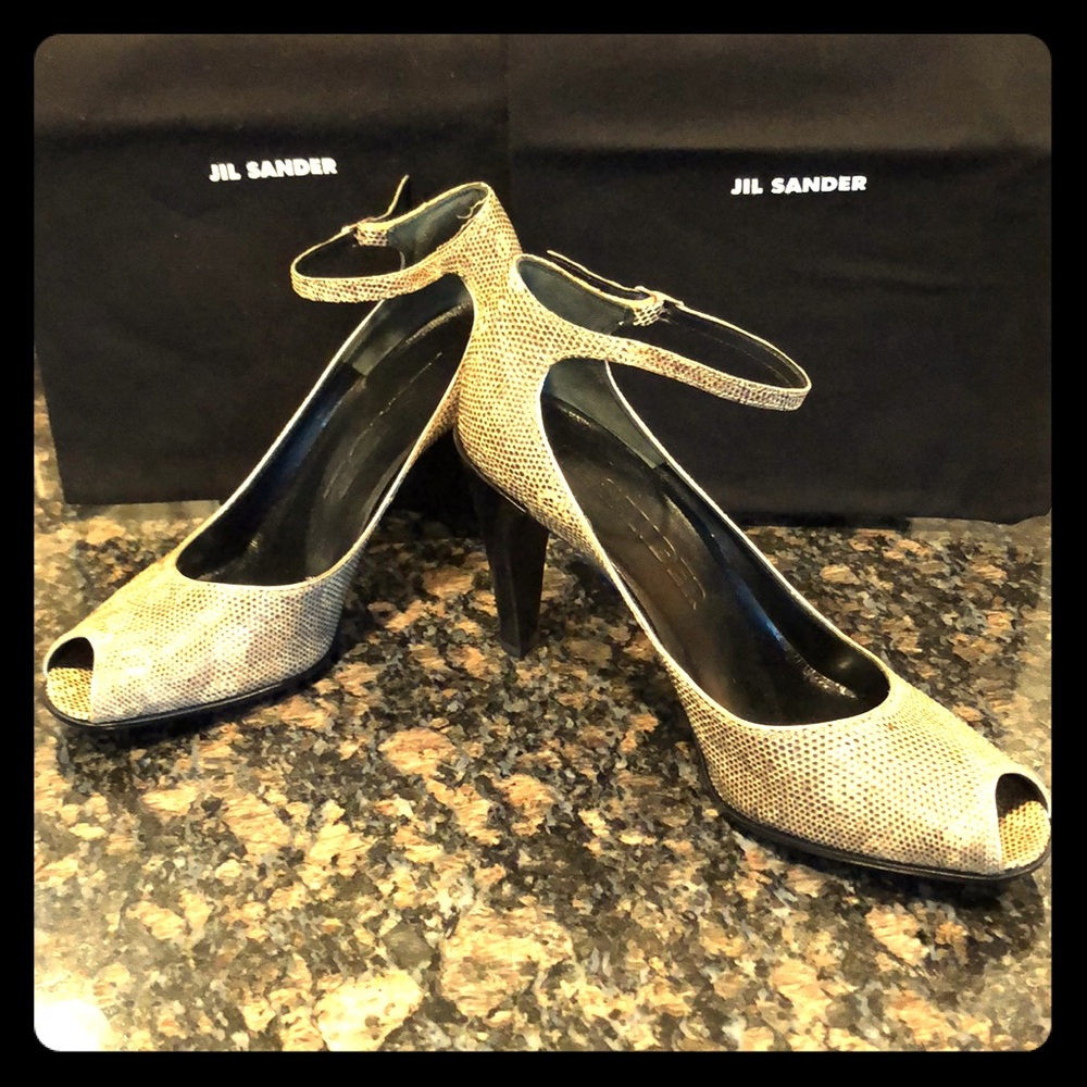 NWT Jil sander peep toe Mary Janes